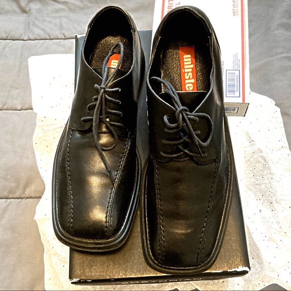 Unlisted by Kenneth Cole Other - Men’s leather shoes ( 10.5 size ). Please read listing.